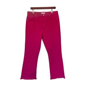 Loft Kick Crop Hot Pink Jean Size 12/31 PETITE